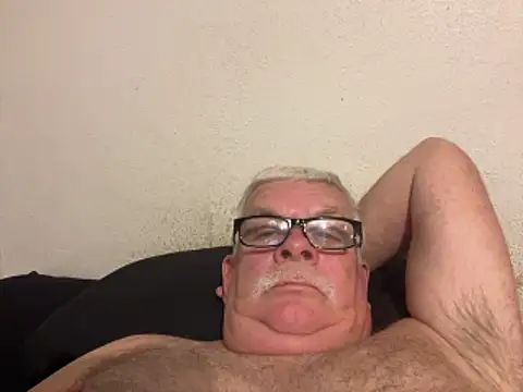 Snapshot of Silver1959 chatting on 05.11.26 Silver1959 online show from 05.11.26