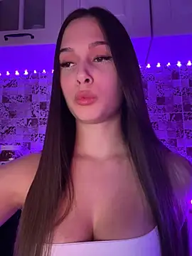 EricaWalls online show from 01.17.25