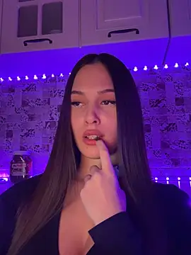 EricaWalls online show from 02.06.25