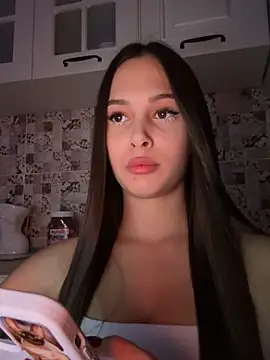 EricaWalls online show from 02.06.25