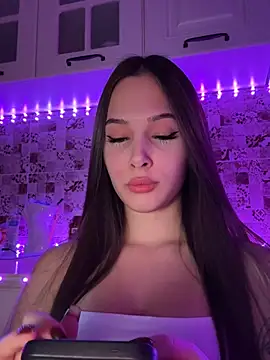 EricaWalls online show from 02.12.25