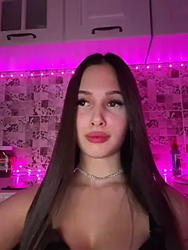 EricaWalls online show from 02.14.25