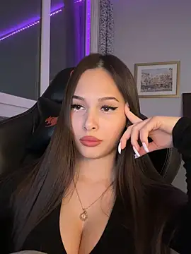 EricaWalls online show from 03.25.26