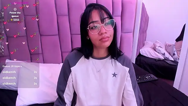 Snapshot of AriannaDavis chatting on 02.18.25 AriannaDavis online show from 02.18.25