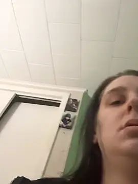 menaceswife online show from 02.25.25