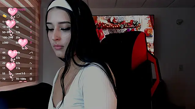 Charlotte greys online show from 11.07.25