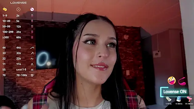 Charlotte greys online show from 04.20.26