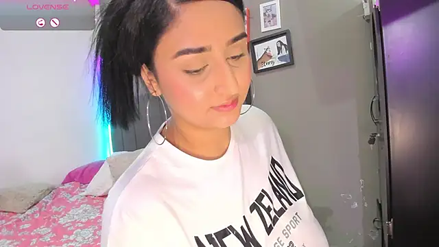 curvy jhacky online show from 02.09.25