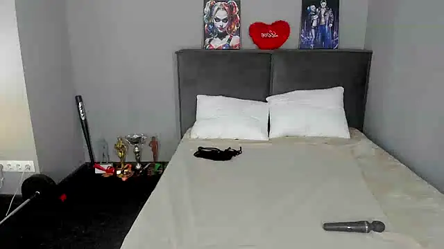 Snapshot of MuscleXXXBarbie chatting on 06.13.26 MuscleXXXBarbie online show from 06.13.26
