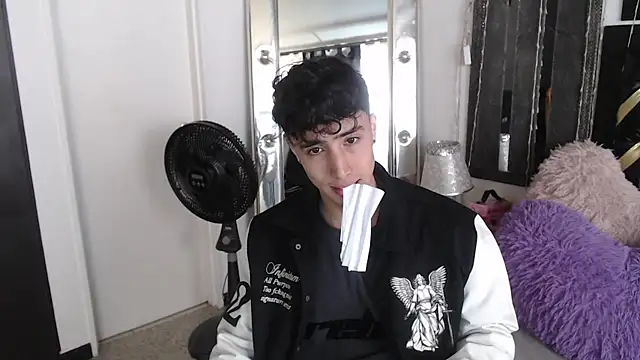 gojo satoru 18 online show from 03.21.25