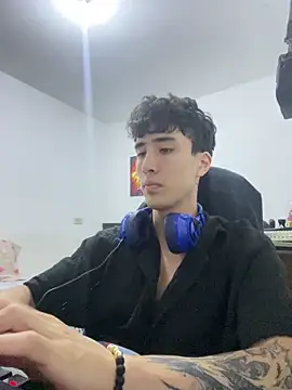 gojo satoru 18 online show from 02.04.26