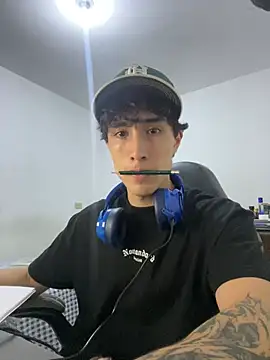 gojo satoru 18 online show from 04.27.26