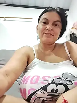 Horny-Mommy-Dirty online show from 11.04.25