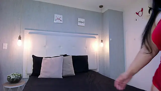 Clarigil online show from 04.04.26