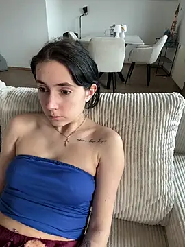 Lena Lang online show from 02.13.26