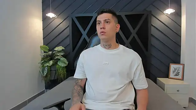 Yeiko Romero  online show from 01.12.25