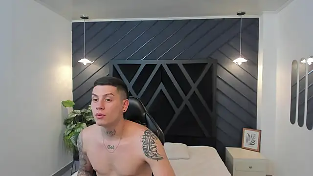 Yeiko Romero  online show from 01.27.25