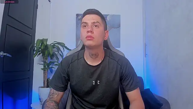 Yeiko Romero  online show from 11.21.25