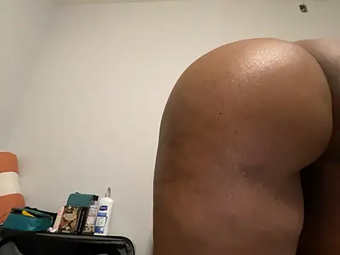 wynterheat online show from 02.16.25