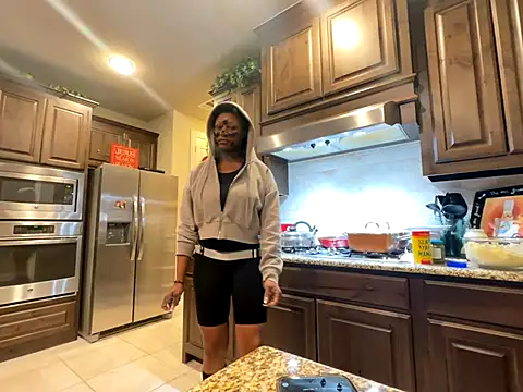 wynterheat online show from 12.15.25