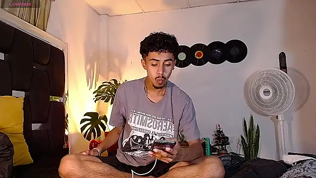 RyanRizzo online show from 12.04.24