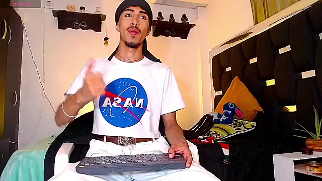 RyanRizzo online show from 12.23.24