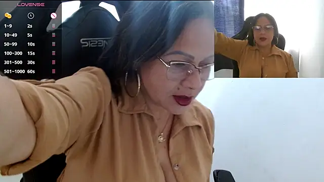 milf ann48 online show from 02.18.25