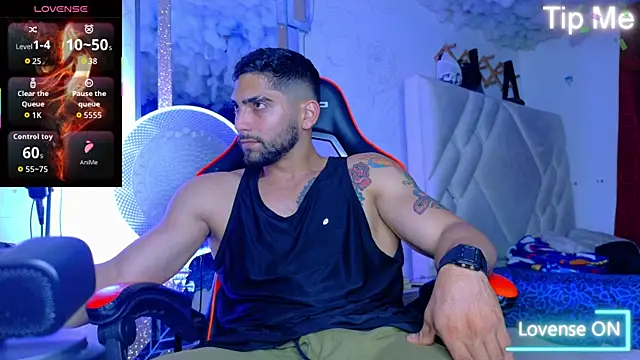 Rich boy01 online show from 12.14.25