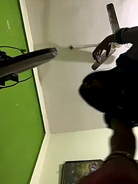 PUNAM BABY1 online show from 11.21.25