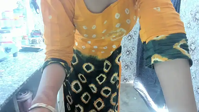 aarjulove online show from 03.15.25