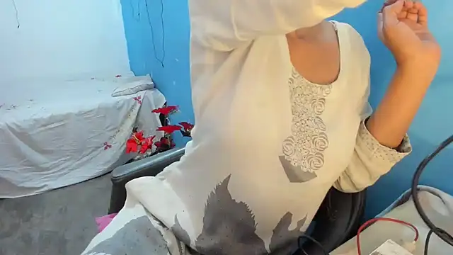 aarjulove online show from 11.28.25