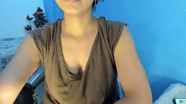 Snapshot of aarjulove chatting on 04.09.26 aarjulove online show from 04.09.26
