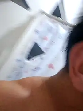 Snapshot of littleboyhot95 chatting on 10.04.25 littleboyhot95 online show from 10.04.25