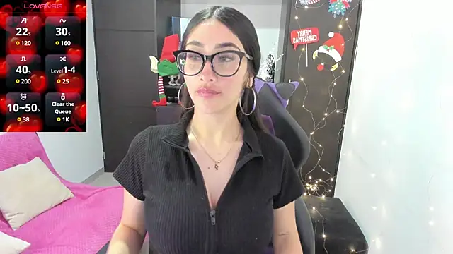 Emilytafur online show from 12.11.24