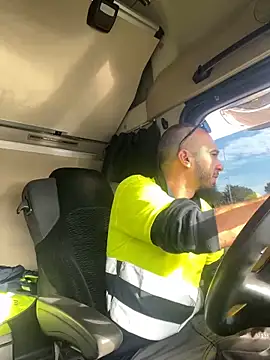 donnuozfutura online show from 12.31.24