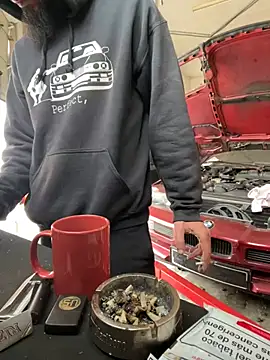 donnuozfutura online show from 02.25.25