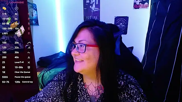 l1la Rav3n online show from 02.28.25