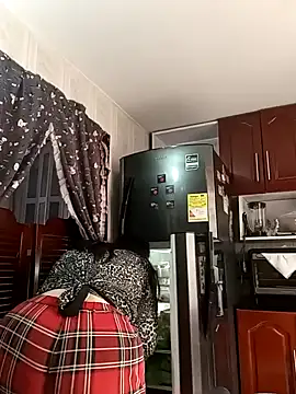 l1la Rav3n online show from 03.05.25