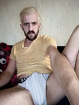 Snapshot of GrofLicno chatting on 02.14.26 GrofLicno online show from 02.14.26