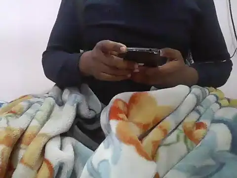 Snapshot of Average_Indian chatting on 01.19.25 Average Indian online show from 01.19.25