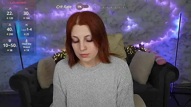 Snapshot of FoxyRayy chatting on 12.30.24 FoxyRayy online show from 12.30.24