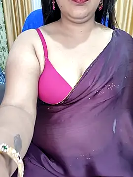 Snapshot of Cute-Raashii chatting on 11.19.25 Cute-Raashii online show from 11.19.25