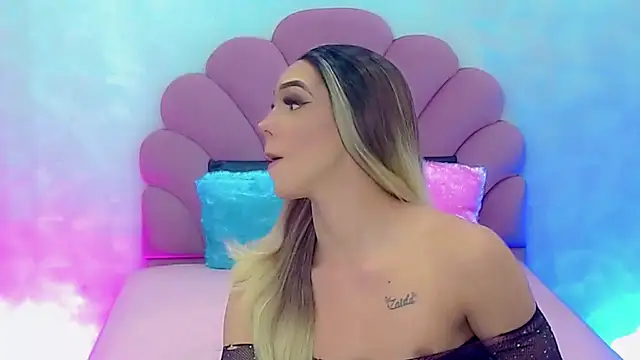 briana sex32 online show from 01.22.25