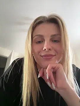 Snapshot of Liya_my chatting on 04.24.26 Liya my online show from 04.24.26