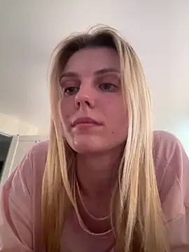 Snapshot of Liya_my chatting on 04.27.26 Liya my online show from 04.27.26