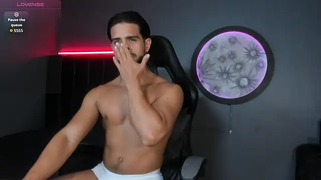 khriss brown online show from 11.20.25