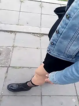 Snapshot of sophie_banger chatting on 11.19.25 sophie banger online show from 11.19.25