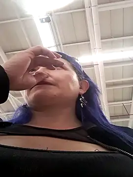 Snapshot of sophie_banger chatting on 11.22.25 sophie banger online show from 11.22.25