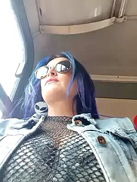 Snapshot of sophie_banger chatting on 01.08.26 sophie banger online show from 01.08.26