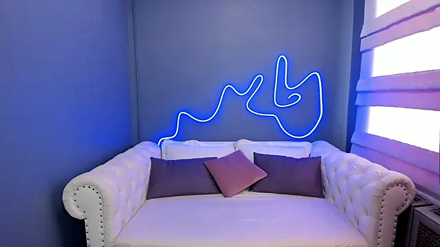 rock n roxy online show from 03.13.25